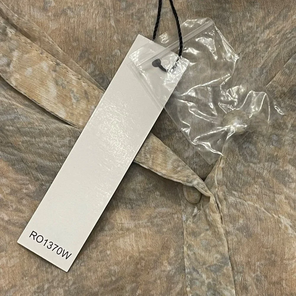 NWT Rose and Olive Women's Ice-Dye Blouse size 1X - Picture 5 of 14